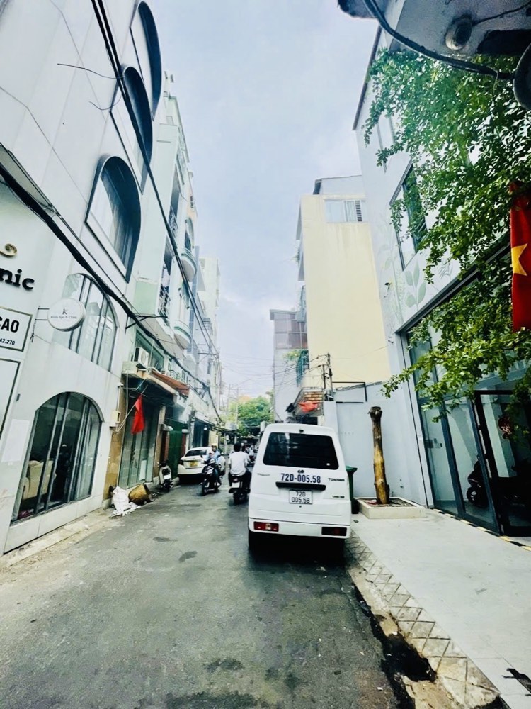 Bán nhà hẻm 182 Lê Văn Sỹ, Phú Nhuận
