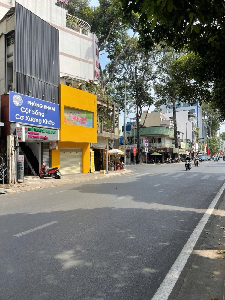 Bán nhà mặt tiền Trần Phú, Quận 5 - ảnh chính