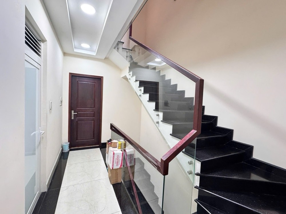 Bán nhà mặt tiền Trường Sa, Phú Nhuận - ảnh 3