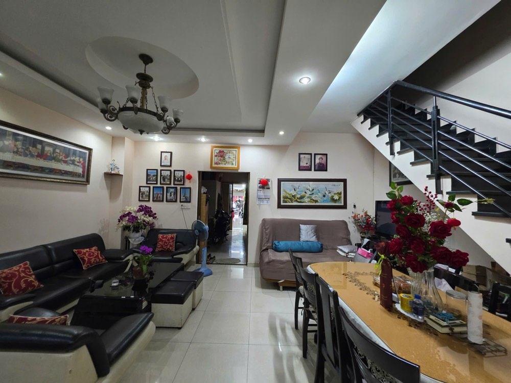 Bán nhà mặt tiền Nguyễn Văn Lạc, Bình Thạnh