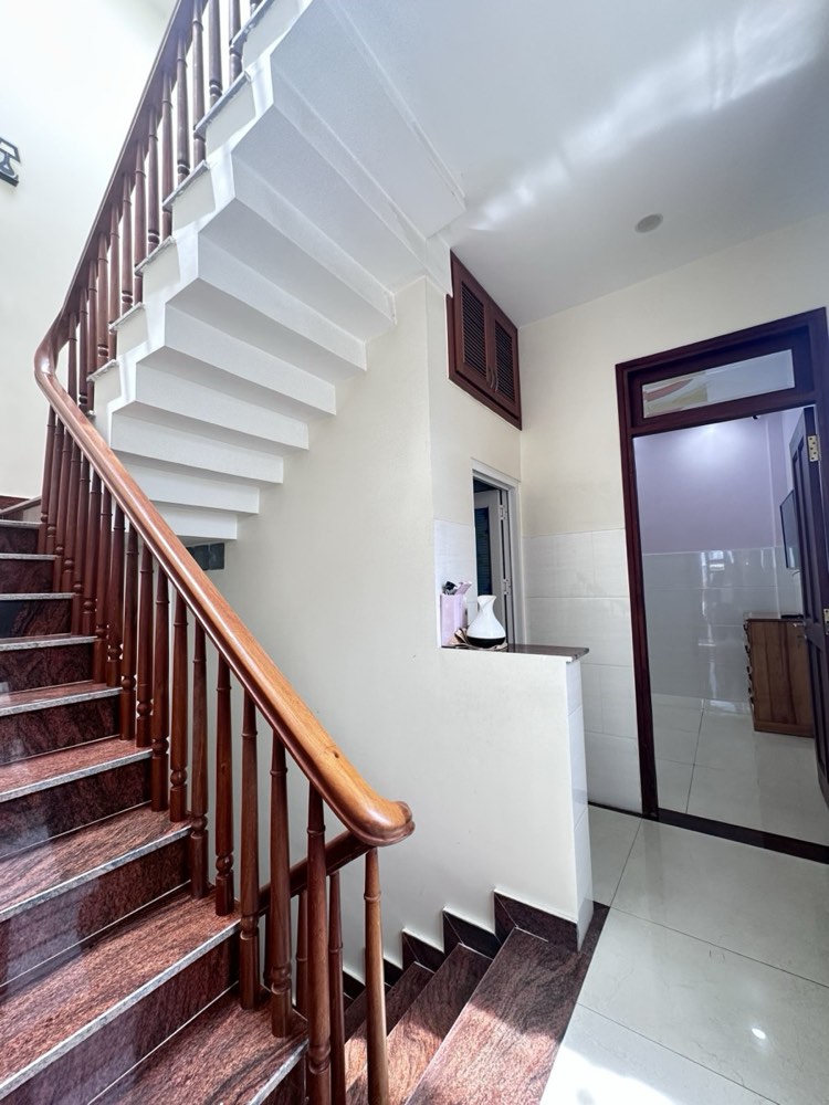 Bán nhà hẻm 201 Nguyễn Đình Chính, Phú Nhuận - ảnh 3