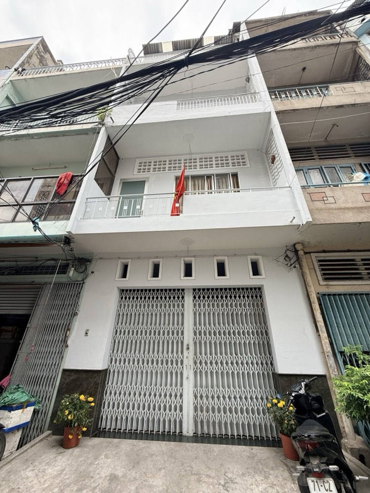 Bán nhà mặt tiền Bùi Hữu Nghĩa, Quận 5 - ảnh 1