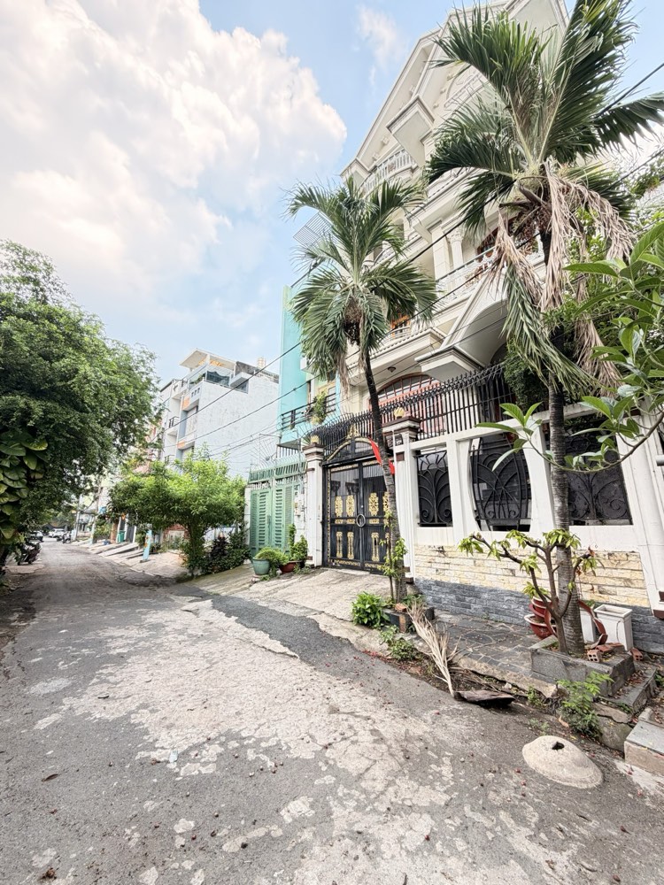 Bán nhà đường Lô A12 Khu nhà ở ven sông Sài Gòn Ung Văn Khiêm, Bình Thạnh