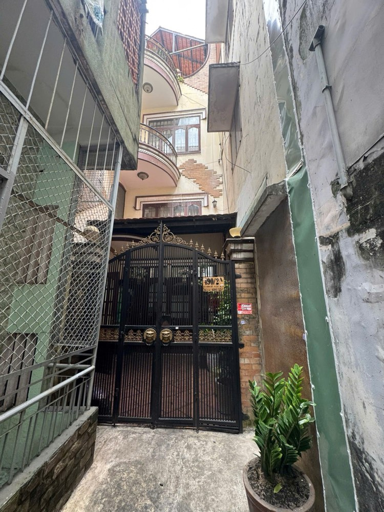Bán nhà hẻm 490 Lê Văn Sỹ, Quận 3