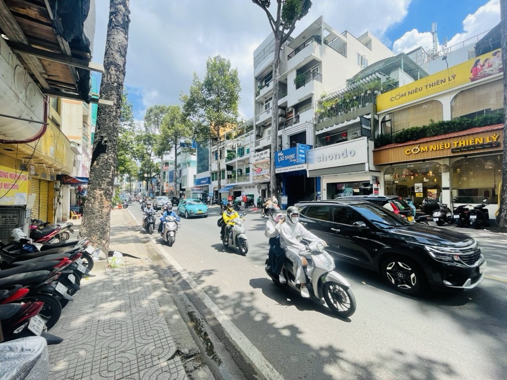 Bán nhà mặt tiền Nguyễn Trãi, Quận 5 - ảnh 2