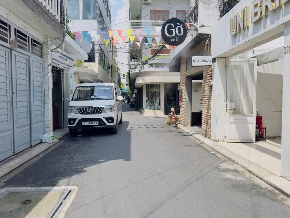 Bán nhà hẻm 220 Nguyễn Trọng Tuyển, Phú Nhuận