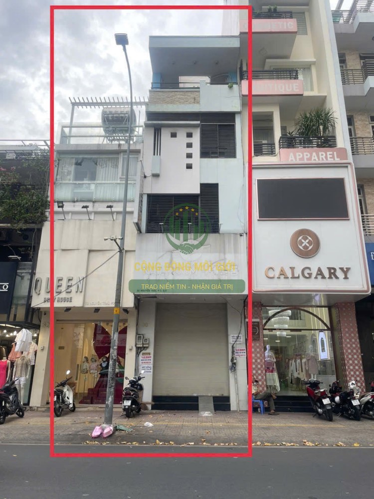 Bán nhà hẻm 30 Nguyễn Trãi, Quận 5