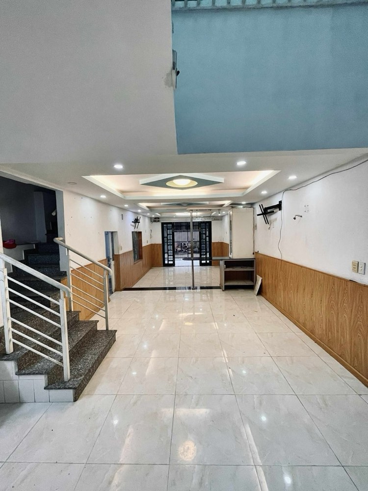 Bán nhà hẻm 686 Cách Mạng Tháng Tám, Tân Bình - ảnh 2