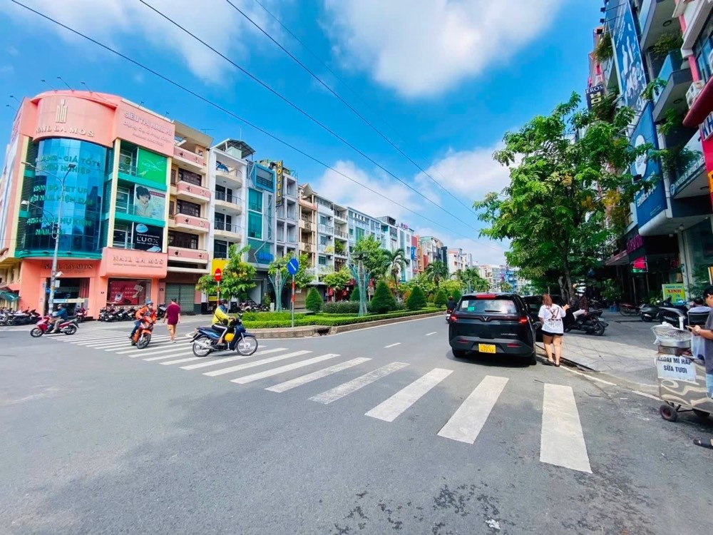 Bán nhà mặt tiền Phan Xích Long, Bình Thạnh - ảnh 4