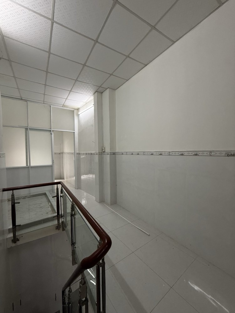 Bán nhà hẻm 122 Ngô Gia Tự, Quận 10 - ảnh 1