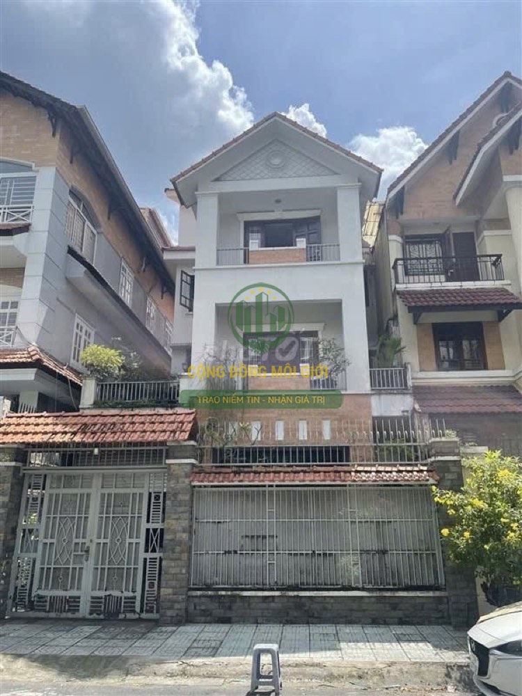 Bán nhà mặt tiền Hoa Lan, Phú Nhuận - ảnh 2