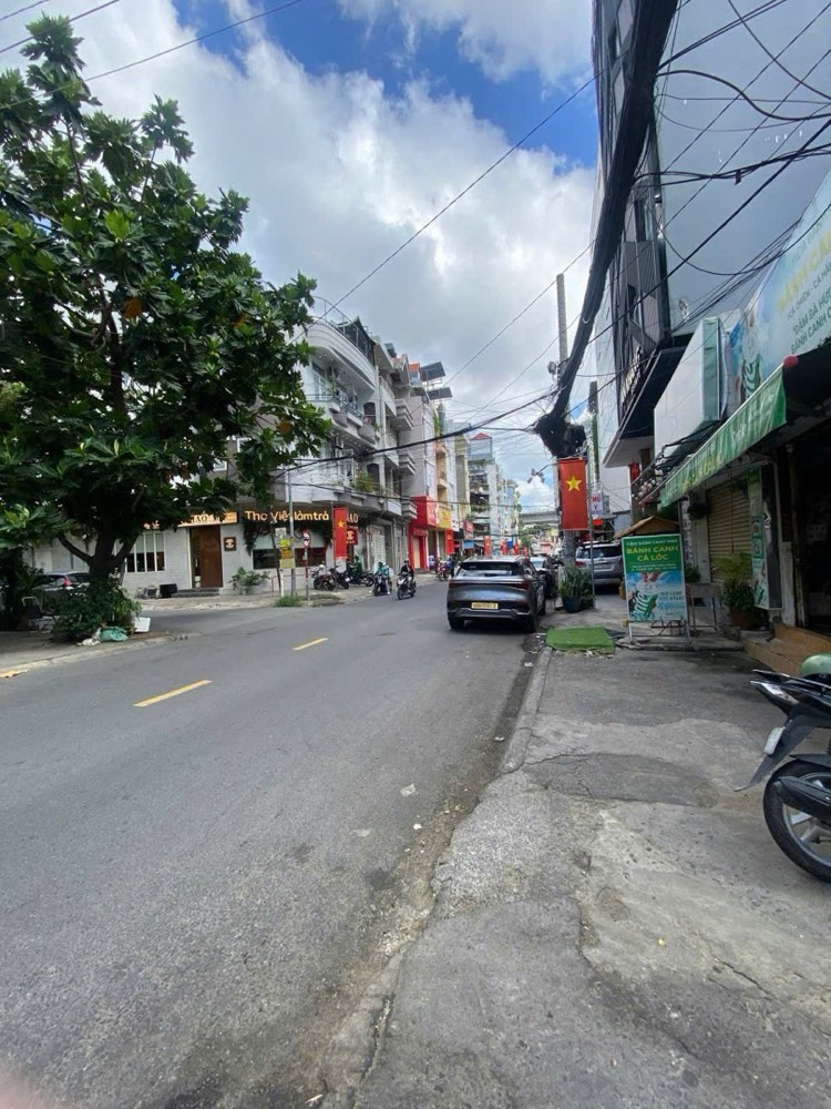 Bán nhà hẻm 135 Nguyễn Hữu Cảnh, Bình Thạnh - ảnh 8