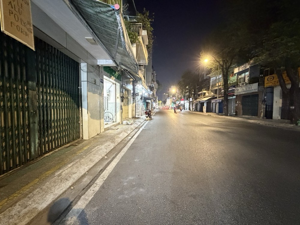 Bán nhà mặt tiền Sư Vạn Hạnh, Quận 10 - ảnh 1