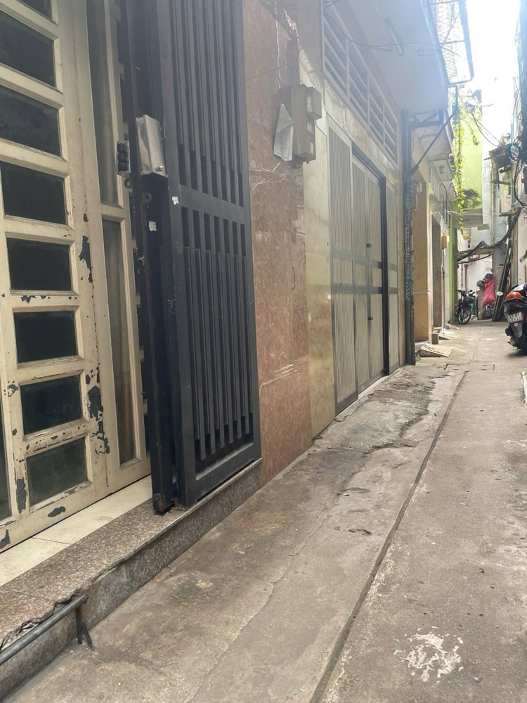 Bán nhà hẻm 277 Nguyễn Tiểu La, Quận 10 - ảnh 2