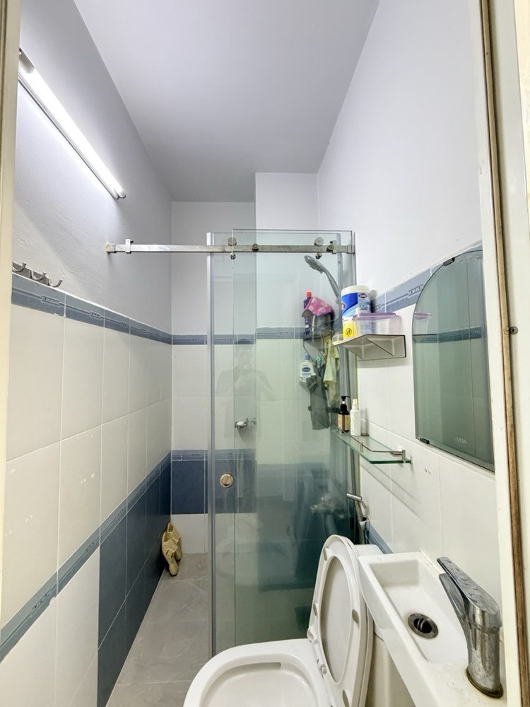 Bán nhà hẻm 246 Ngô Quyền, Quận 10 - ảnh 3
