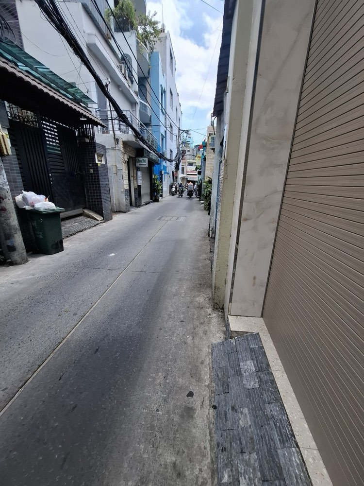 Bán nhà hẻm 131 Tô Hiến Thành, Quận 10 - ảnh 1