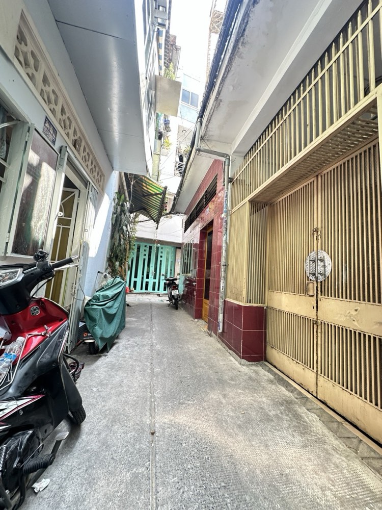 Bán nhà hẻm 384 Lý Thái Tổ, Quận 10 - ảnh 1