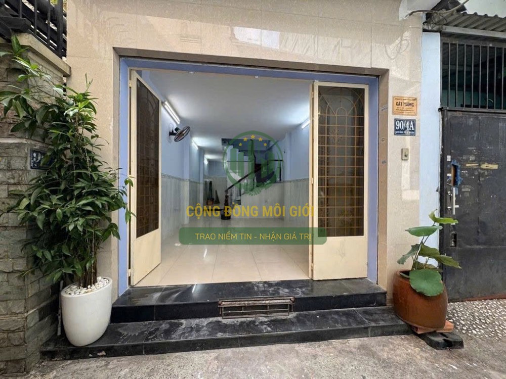 Bán nhà hẻm 90 Bạch Đằng, Tân Bình