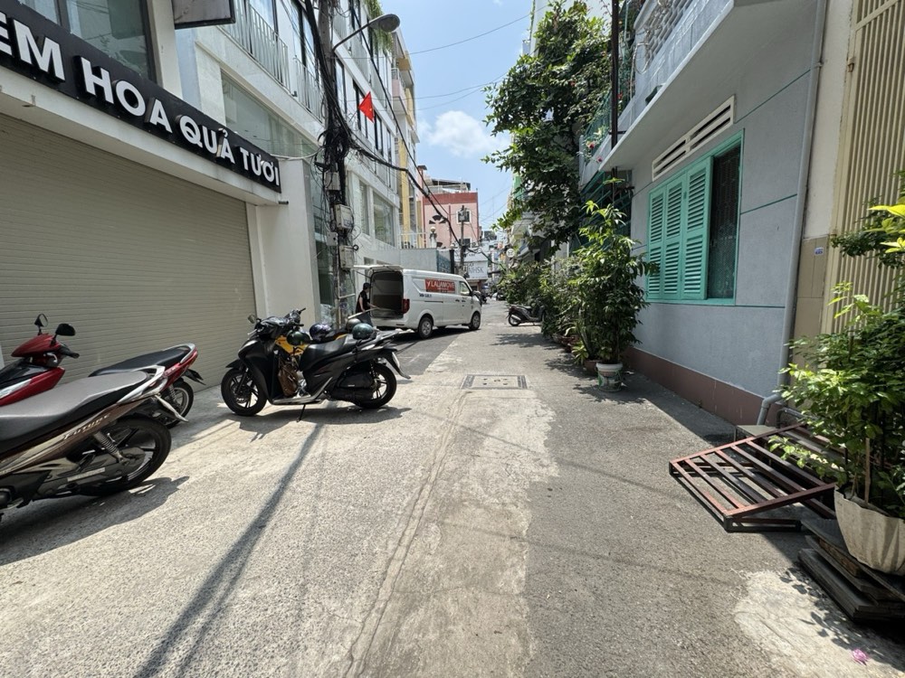 Bán tòa nhà văn phòng hẻm 345 Trần Hưng Đạo, Quận 1 - ảnh 4