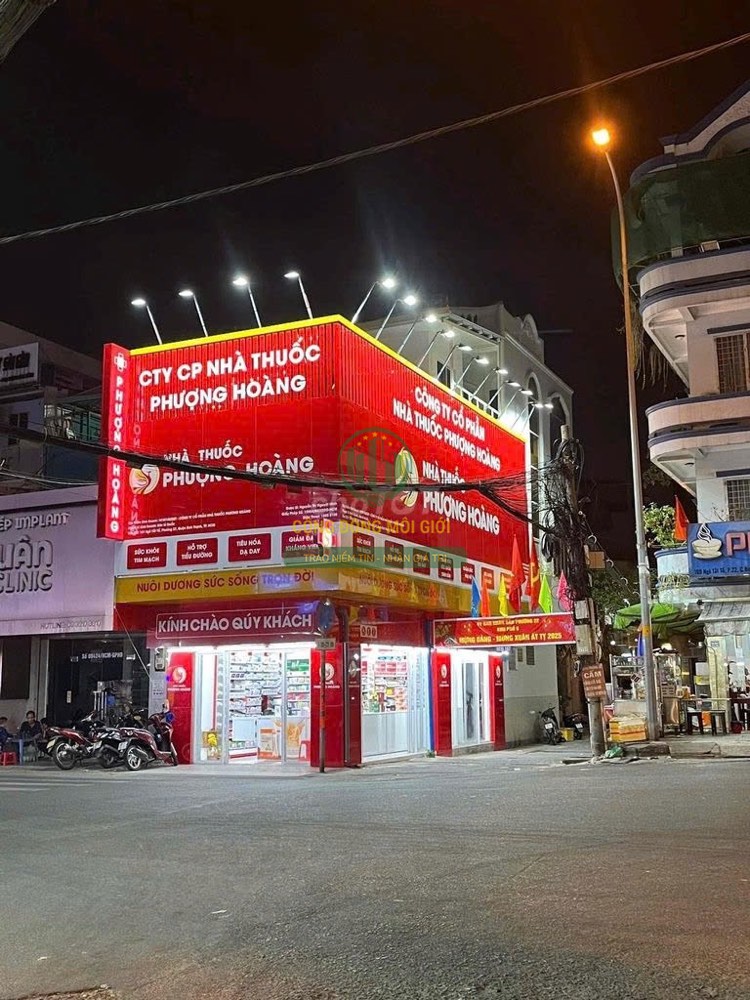 Bán nhà mặt tiền Ngô Tất Tố, Bình Thạnh - ảnh 1