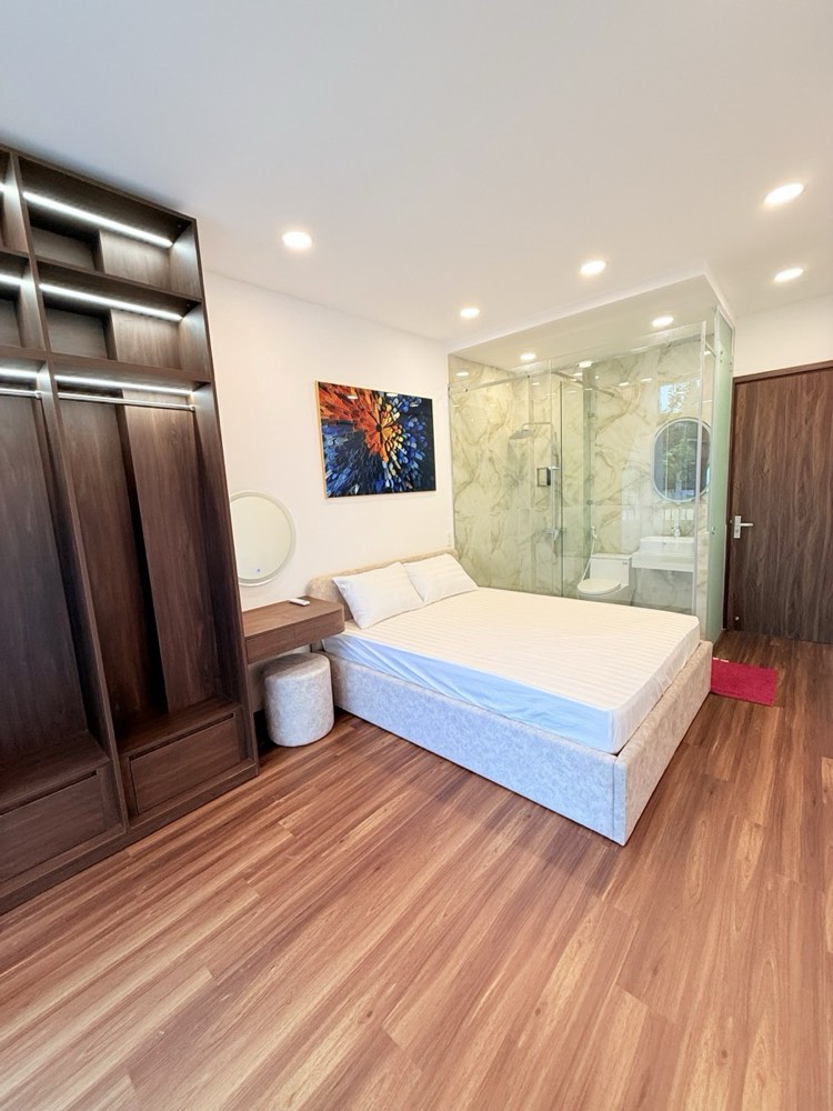 Bán nhà mặt tiền Nguyễn Trọng Tuyển, Tân Bình - ảnh 3