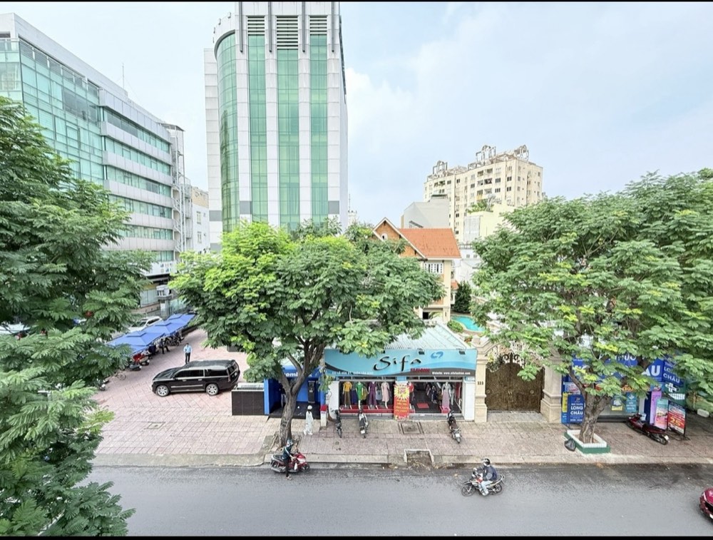 Bán nhà mặt tiền Lê Văn Sỹ, Tân Bình