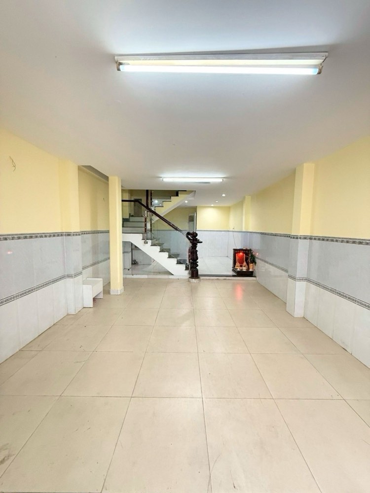 Bán nhà mặt tiền Yên Thế, Tân Bình - ảnh 4