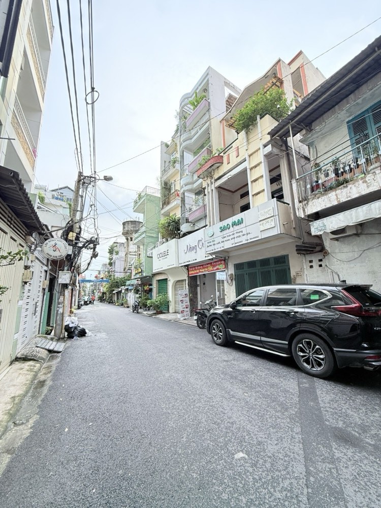 Bán nhà mặt tiền Lê Văn Sỹ, Tân Bình