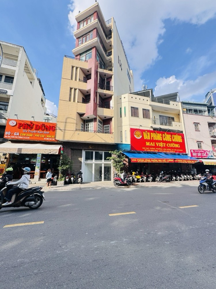 Bán nhà mặt tiền Cao Thắng, Quận 10 - ảnh 1