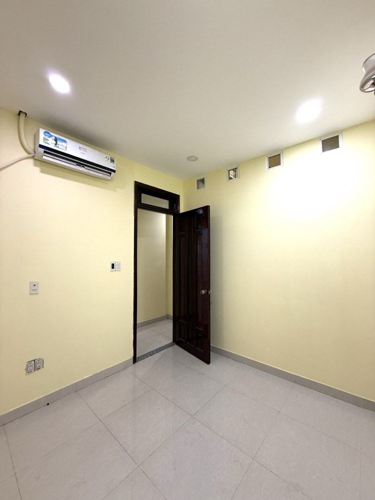 Bán nhà mặt tiền Yên Thế, Tân Bình - ảnh 5