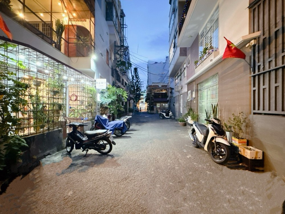 Bán nhà hẻm 81 Phó Đức Chính, Bình Thạnh - ảnh 1
