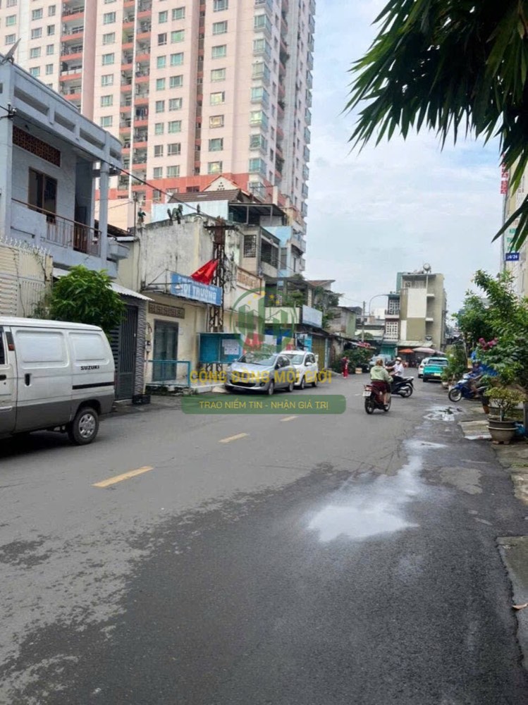 Bán nhà hẻm 305 Cao Đạt, Quận 5 - ảnh 1
