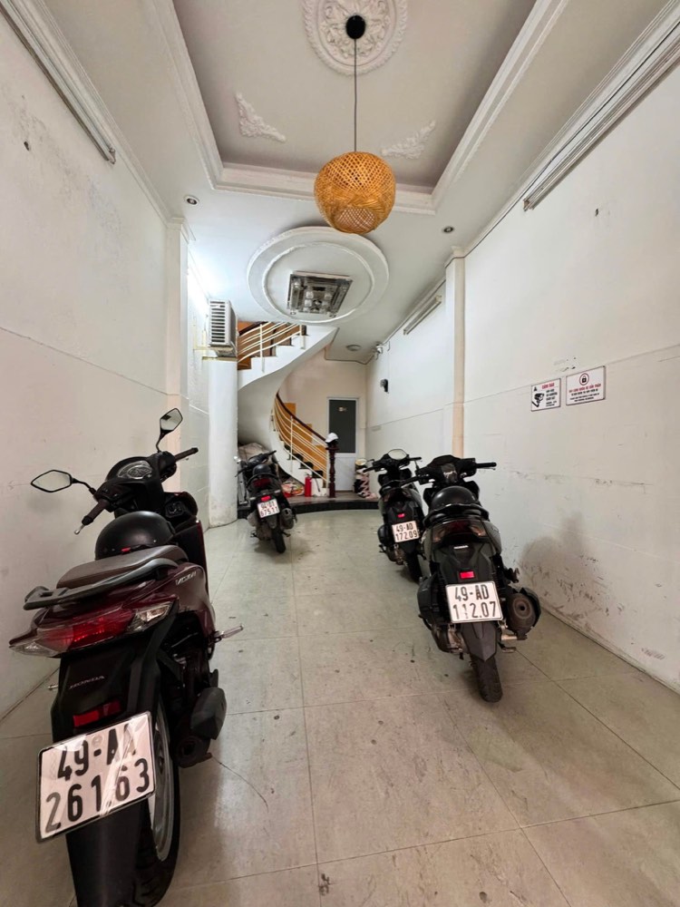 Bán nhà hẻm 214 Nguyễn Trãi, Quận 1 - ảnh 3