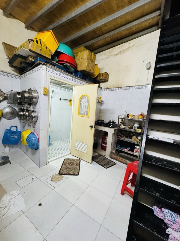 Bán nhà hẻm 69 Nguyễn Trãi, Quận 5 - ảnh 1
