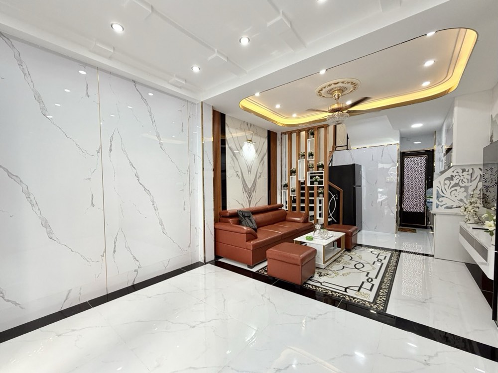 Bán nhà hẻm đường Trần Quang Diệu, Quận 3 - ảnh chính
