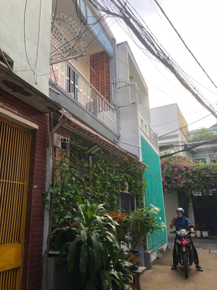 Bán nhà hẻm 305 Lê Văn Sỹ, Tân Bình