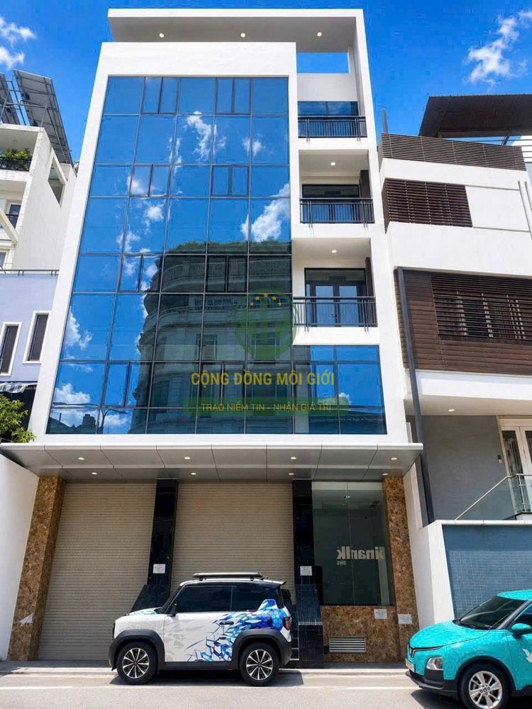 Bán nhà hẻm 168 Bùi Thị Xuân, Tân Bình