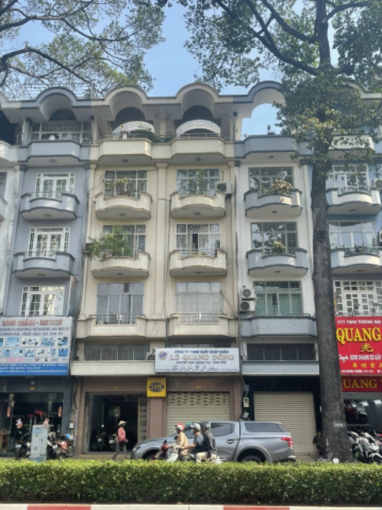 Bán nhà mặt tiền 107-109 An Dương Vương, Quận 5