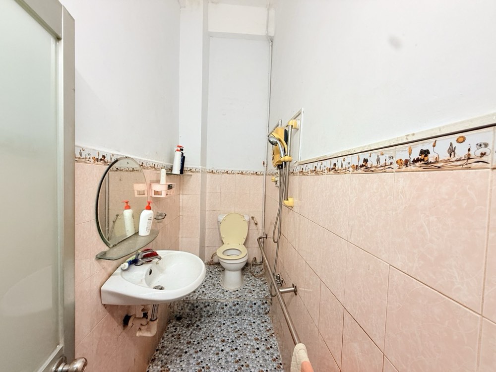 Bán nhà mặt tiền Bùi Hữu Nghĩa, Quận 5 - ảnh 4