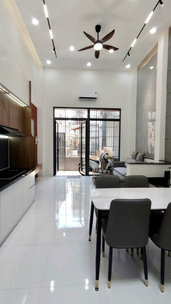Bán nhà hẻm 207 Bạch Đằng, Bình Thạnh