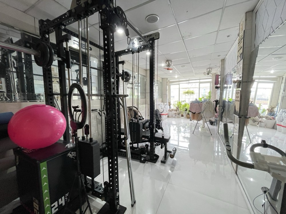 Bán nhà mặt tiền Huỳnh Văn Bánh, Phú Nhuận - ảnh chính