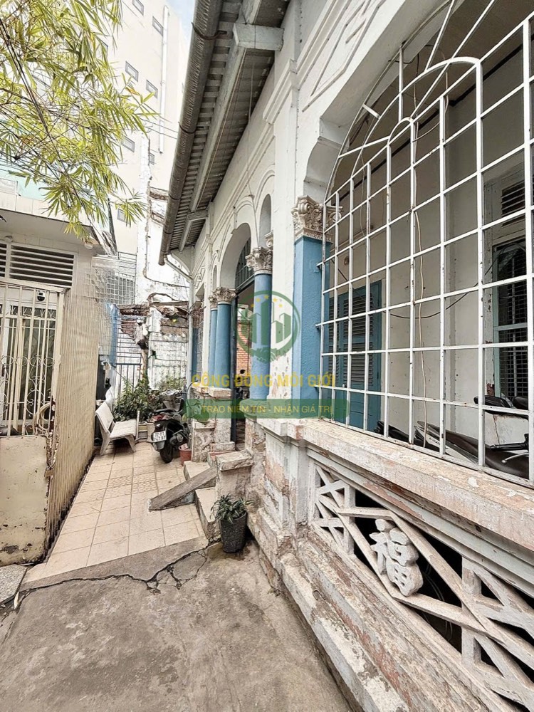 Bán nhà hẻm 74 Thạch Thị Thanh, Quận 1