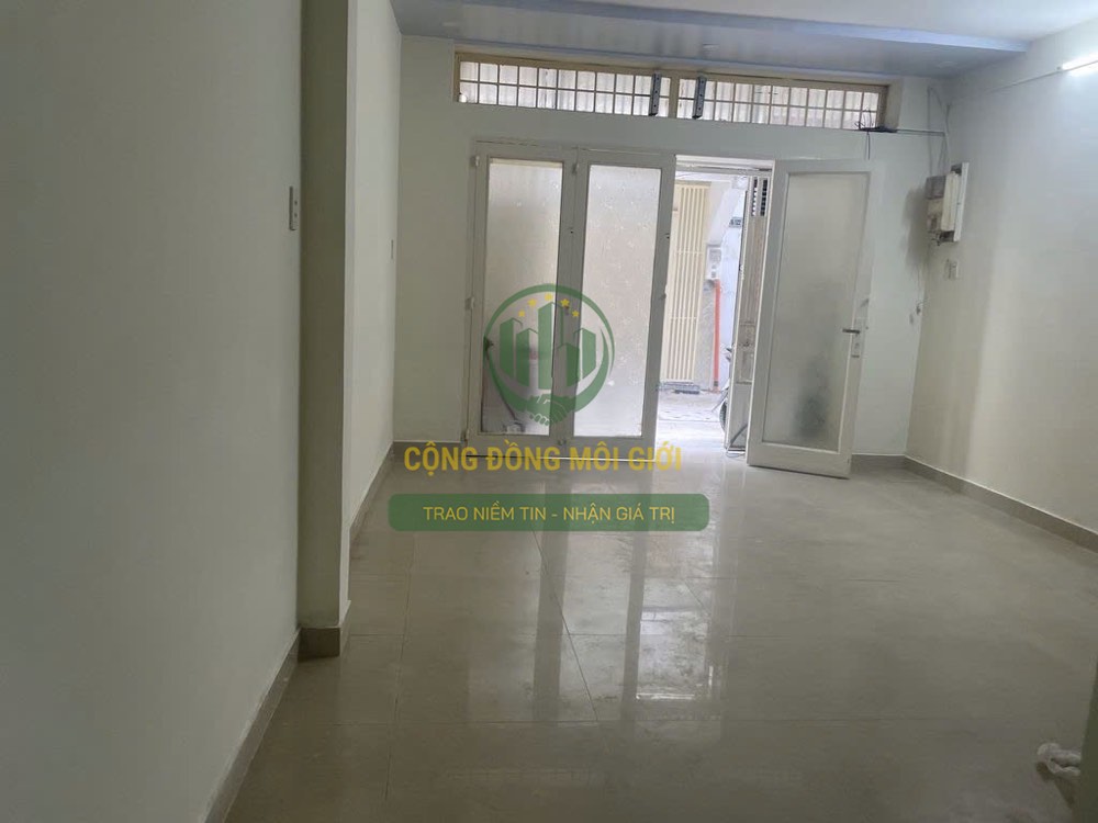 Bán nhà hẻm 376 Nguyễn Đình Chiểu, Quận 3
