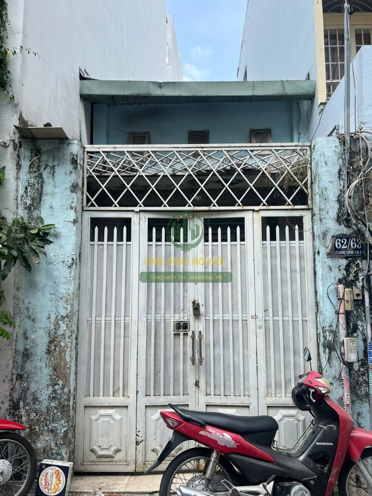 Bán nhà hẻm 62 Lý Chính Thắng, Quận 3