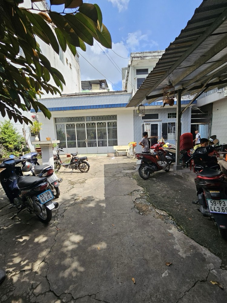 Bán nhà hẻm 120 Thích Quảng Đức, Phú Nhuận - ảnh 1