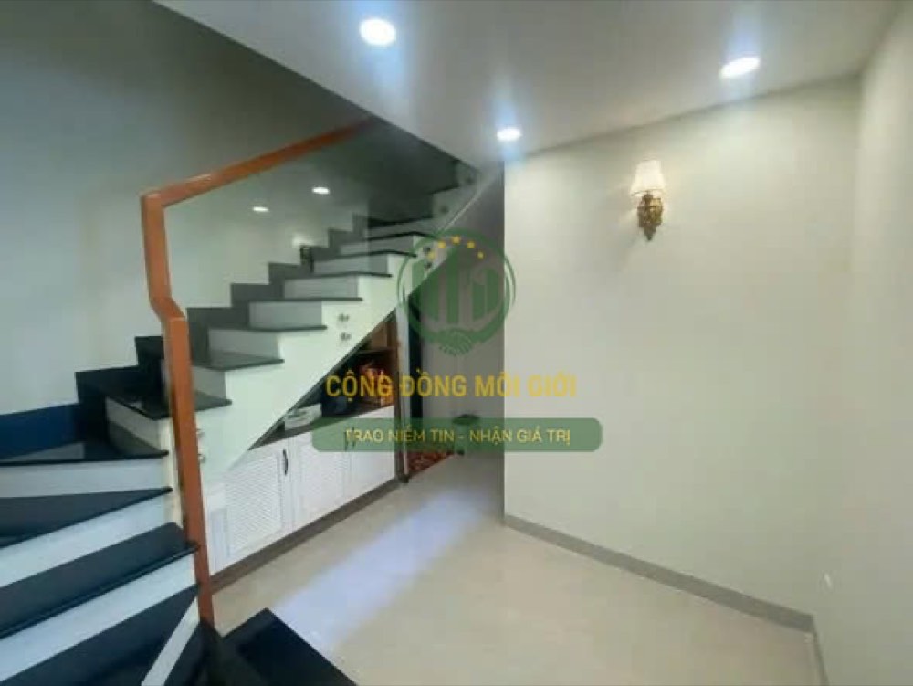 Bán nhà hẻm 16 Đinh Tiên Hoàng, Quận 1 - ảnh 1