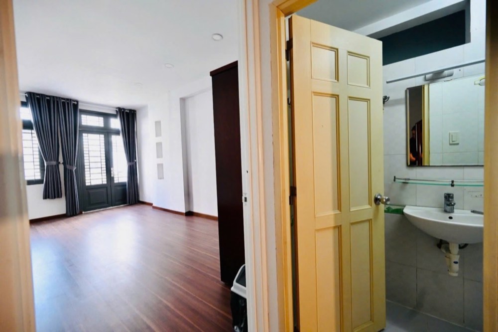 Bán nhà hẻm 518 Lê Văn Sỹ, Phú Nhuận - ảnh 2