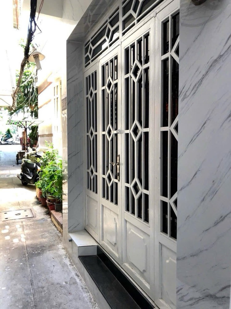 Bán nhà hẻm 68 Trần Quang Khải, Quận 1 - ảnh 2