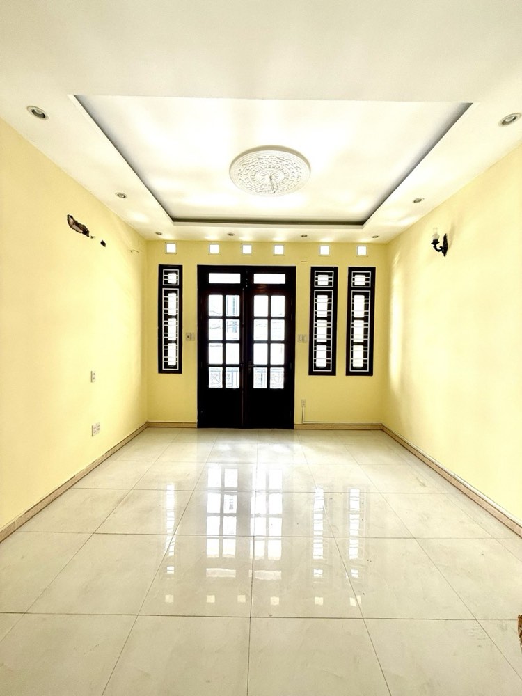 Bán nhà mặt tiền Yên Thế, Tân Bình - ảnh 2