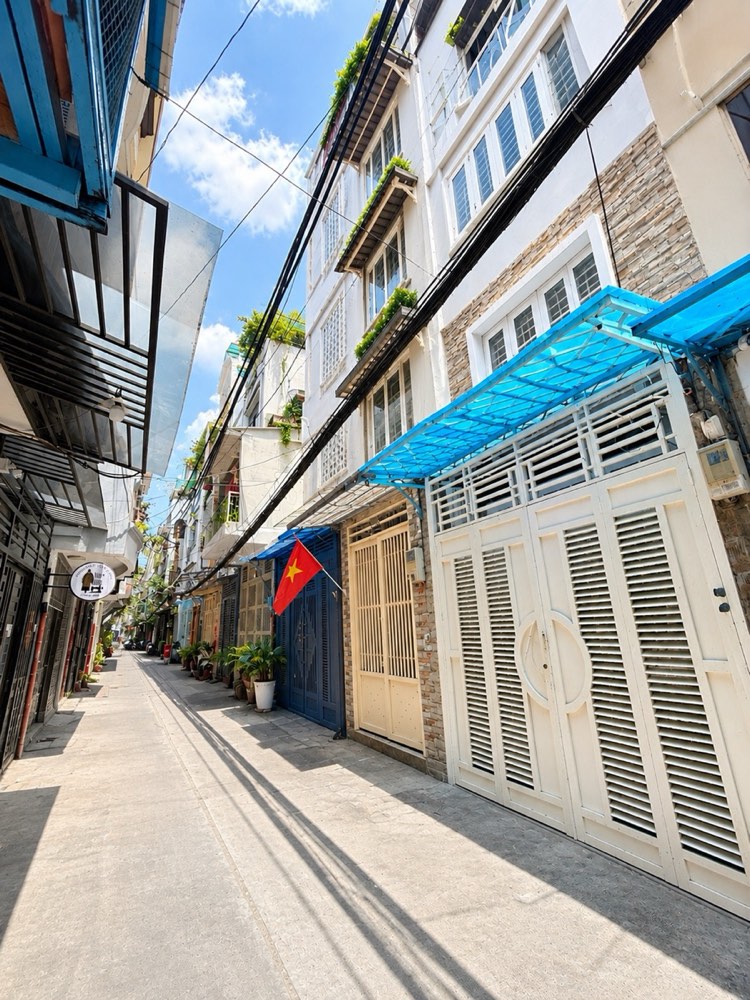 Bán nhà hẻm 390 Nguyễn Đình Chiểu, Quận 3